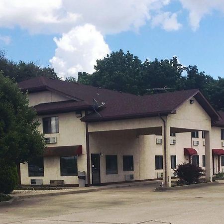 Anderson Chesterfield Travel Inn Daleville Bagian luar foto